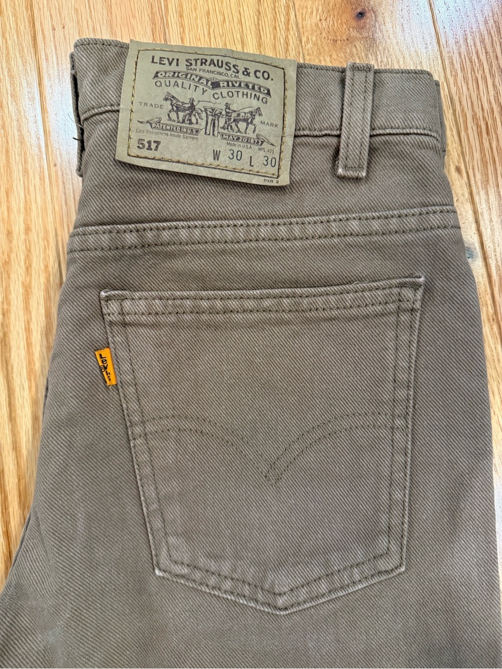 1996 VINTAGE LEVI'S USA 517 orange tab